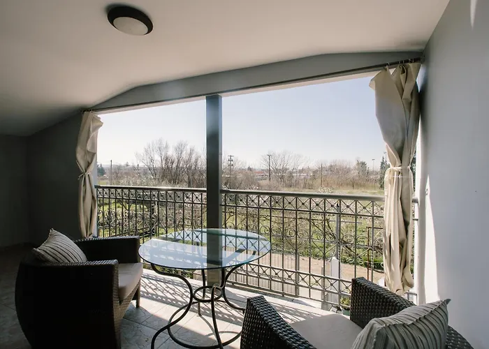 Appartamento Ste's House At Macedonia Airport Salonicco