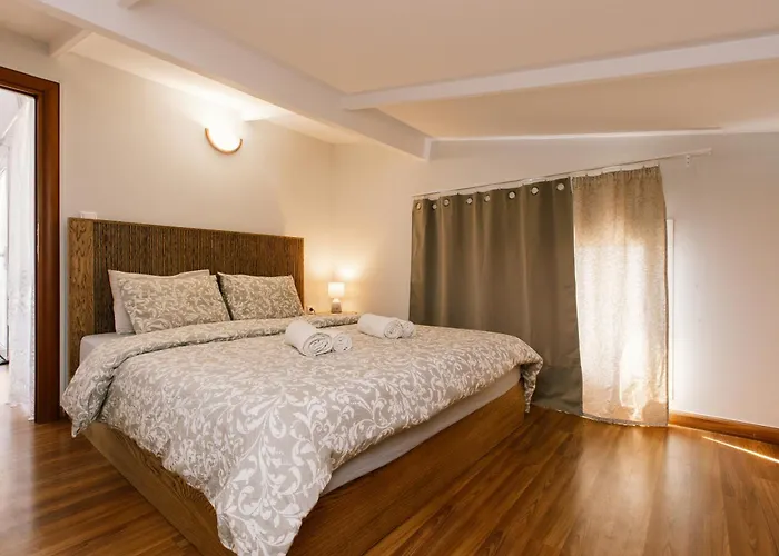 Appartamento Ste's House At Macedonia Airport